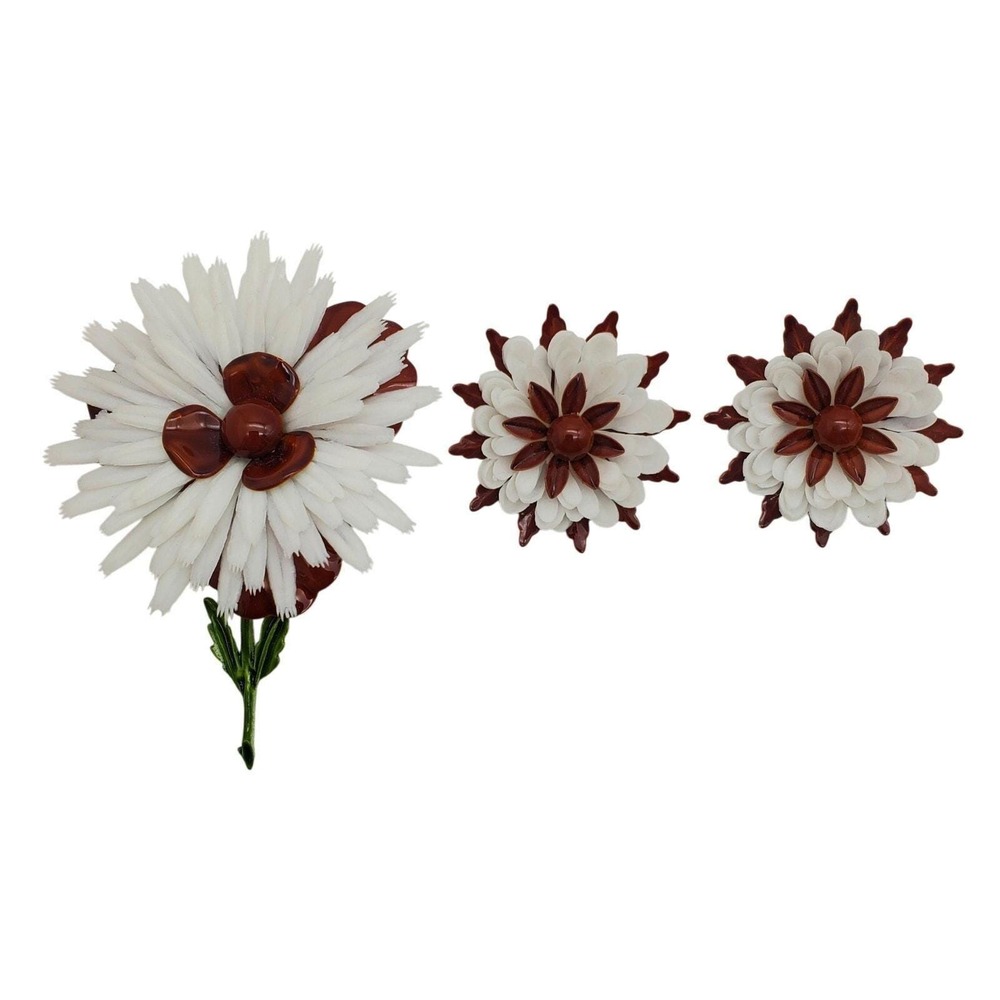 Flower Power Daisy Brooch Clip Earrings White Brown Flexible Petals Set Vintage